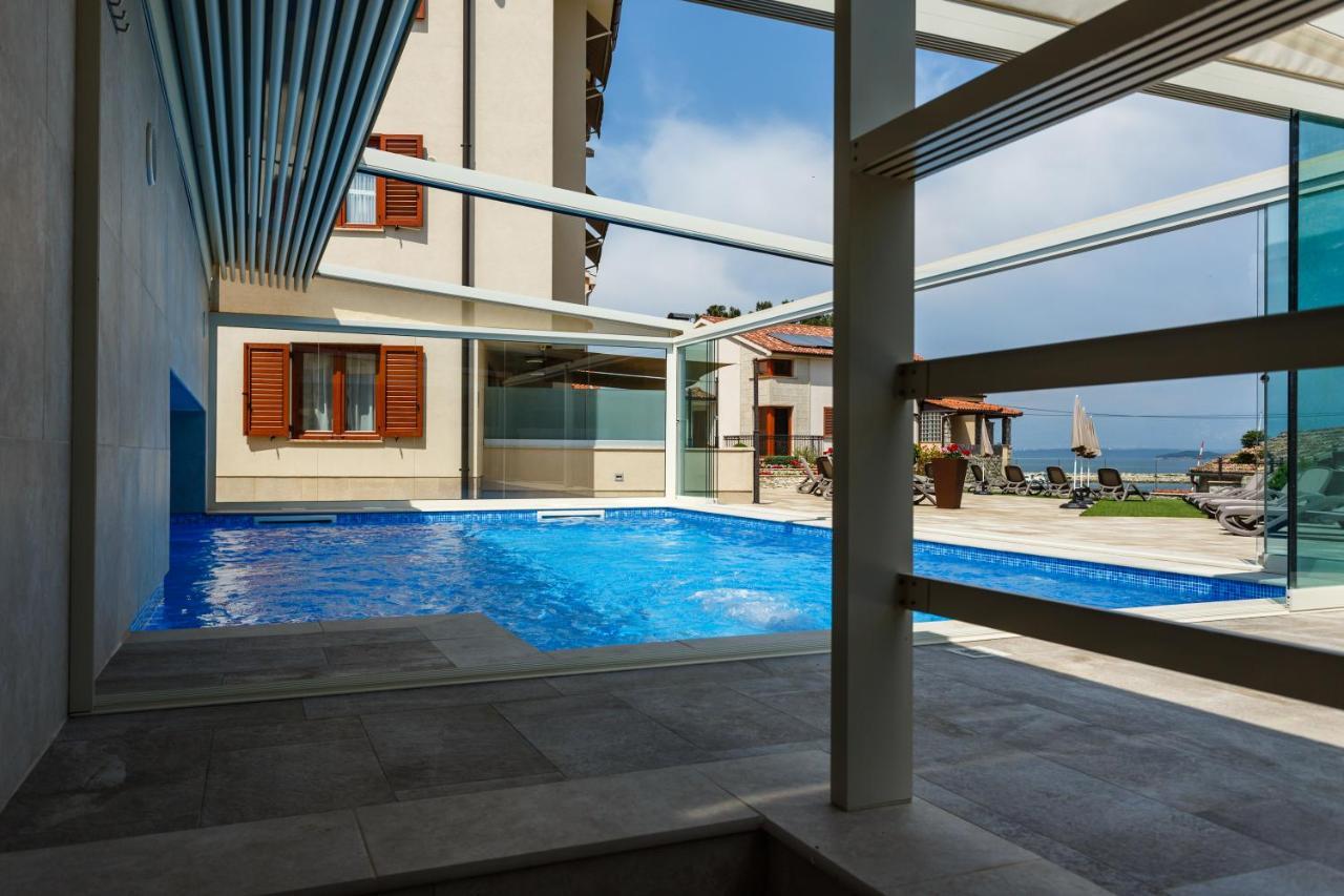 Apartmani Sidro Malinska Luaran gambar